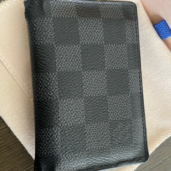 Louis Vuitton Checkered Black Bifold Wallet - Picture 2 of 7